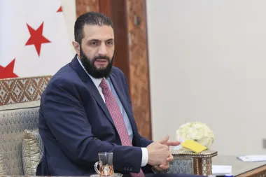 Siria entre urnas y fuego: ¿pueden las elecciones parlamentarias salvar la frágil transición?