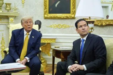 La nueva amenaza invisible: Cómo los deepfakes están hackeando la confianza en la era digital