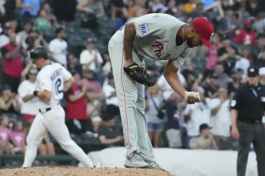 De novatos a héroes y de estrellas a ídolos: lo mejor del béisbol del lunes