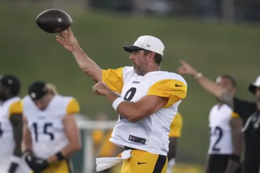 Aaron Rodgers rejuvenado: ¿el canto del cisne con los Steelers?