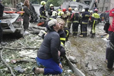 Ucrania bajo fuego: el drama continuo de Kyiv entre bombas y desesperación
