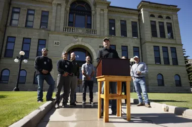 Montana en vilo: el terror invisible de un veterano armado