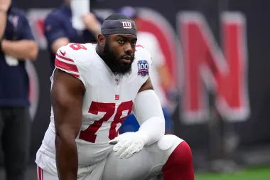 Una tormenta de lesiones y cambios: ¿Qué nos dicen los campos de entrenamiento rumbo a la NFL 2025?