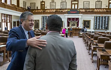 La dura batalla de la inmigración en Florida y Texas: ¿Control de fronteras o abuso de poder?