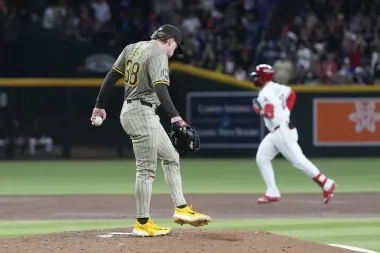 Cuando los refuerzos no rinden: el drama de las rotaciones lesionadas en la MLB 2025