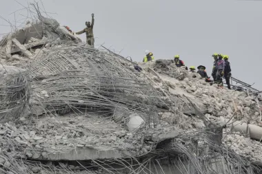 El terremoto que derrumbó al sistema: tragedia, corrupción y negligencia en Bangkok