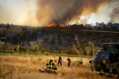Francia en llamas: El incendio más devastador desde 1949 y su vínculo con el cambio climático
