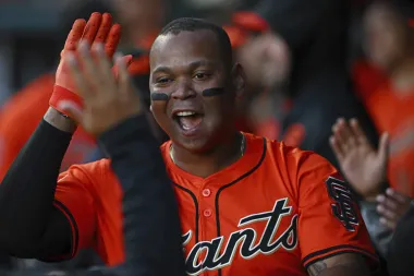 Victorias clave en la MLB: Devers y Kershaw brillan en jornada decisiva