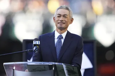 Ichiro Suzuki y el legado eterno de un ícono del béisbol: de leyenda a estatua en Seattle
