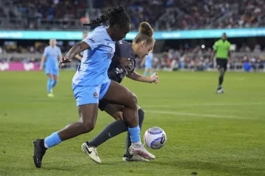 Michelle Alozie: La científica que también hace historia en el fútbol africano