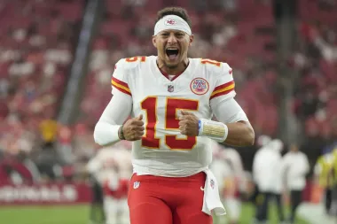 Patrick Mahomes: Fuego competitivo y legado imparable en la NFL