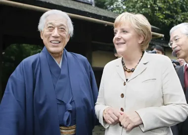 Genshitsu Sen: Del entrenamiento Kamikaze a embajador de la paz con una taza de té