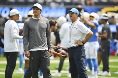 Justin Herbert y su esperado debut en pretemporada: ¿Cambio de era para los Chargers?