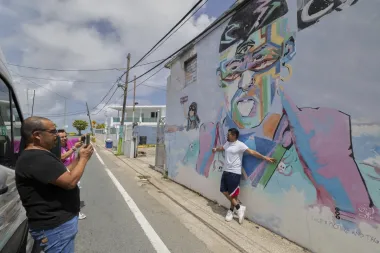 Bad Bunny, mucho más que un artista: el fenómeno cultural que está transformando Puerto Rico