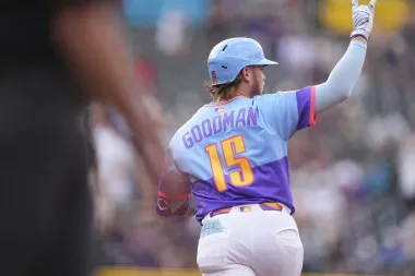 Una noche vibrante de béisbol: Poder, errores e historias humanas