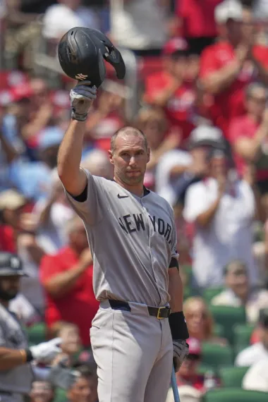 Béisbol en ebullición: Yankees barren a los Cardinals, Orioles apabullan a Houston y los Rangers sufren con la lesión de Jake Burger