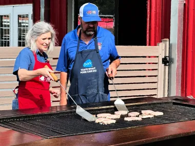 La batalla por el Senado en Iowa: Joni Ernst, los demócratas y un juego de ajedrez electoral