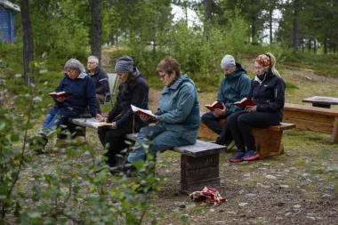 Una iglesia que camina: la Kiruna Kyrka se muda para sobrevivir y honrar a los pueblos indígenas del Ártico