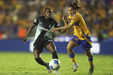 Lizbeth Ovalle hace historia: La Maga mexicana rompe récords al llegar a la NWSL