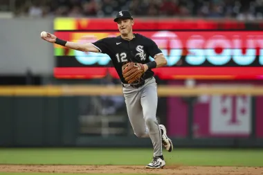 Fernando Tatis Jr. y Hurston Waldrep: Dos Caras del Espectáculo en una Noche de Grandes Ligas