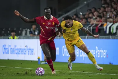 Cambio de ciclo en el fútbol europeo: fichajes, salidas y las nuevas promesas de la Premier League