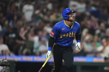 Bryan Woo brilla en Seattle y los Mariners siguen soñando en grande