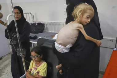 Gaza en hambruna: el rostro humano de una crisis invisible