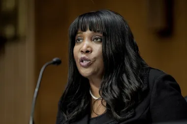 La ofensiva de Trump contra Lisa Cook y el fin del comercio libre de impuestos: ¿una cruzada por el poder económico?