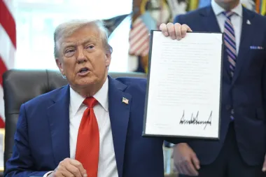 La bandera en llamas: Trump, la libertad de expresión y el eterno debate sobre los símbolos patrios