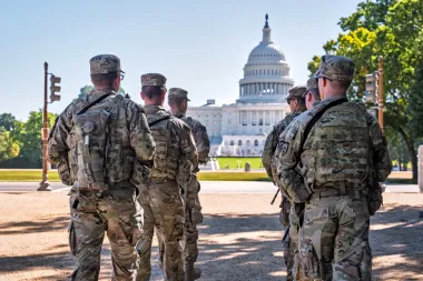 Arrestos masivos, registros ilegales y represión en Washington: ¿una justicia selectiva bajo la sombra del poder?