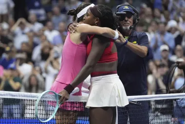Cortesía en la red: ¿Está el apretón de manos en peligro en el tenis moderno?