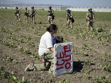 El precio de la deportación: Cómo la mano de obra migrante sostiene la economía de EE.UU.