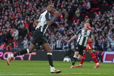 El mercado de fichajes más caótico y millonario: Europa frente al poderío de la Premier League