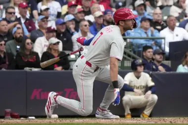 Duelo de poder en la Liga Nacional: Phillies y Brewers en un choque de líderes