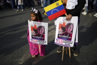 Separación forzada: Madres venezolanas claman por reunificación familiar frente a políticas migratorias de EE.UU.