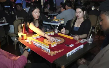 El regreso del mahjong: cómo un juego ancestral lidera el movimiento social de la Generación Z