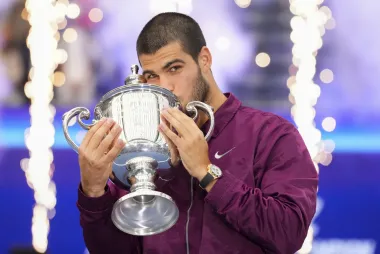 Carlos Alcaraz domina el tenis mundial: ¿el heredero legítimo del Big Three?