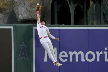 Royce Lewis brilla con doblete de jonrones en la masacre de los Twins sobre los Angels