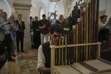 El renacer de un gigante dormido: el órgano más antiguo del cristianismo vuelve a sonar en Jerusalén