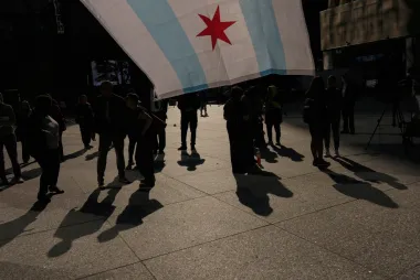 Miedo, redadas y resistencia: la comunidad inmigrante de Chicago bajo fuego federal