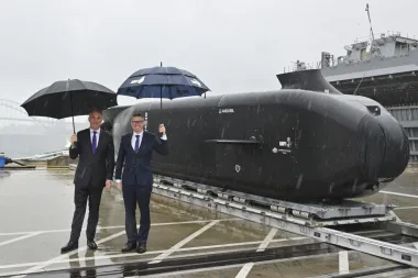 Australia despliega tiburones de acero: drones submarinos para la guerra del futuro