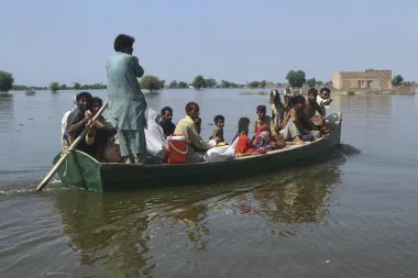 La otra cara del desastre: Inundaciones, clases sociales y esperanza en Pakistán