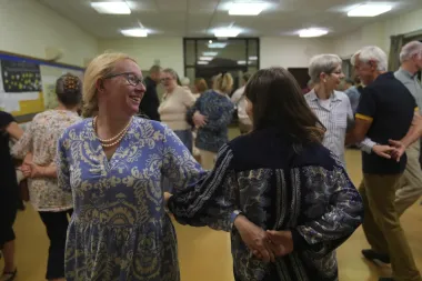 Jane Austen vuelve a bailar: el auge moderno del estilo Regency y la fiebre 'Janeite'