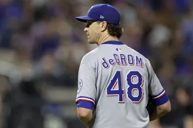 El retorno brillante de Jacob deGrom: una leyenda de los Mets brilla ahora en Texas