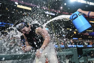 Grandes Jugadas, Grandes Comebacks: ¿La Mejor Noche de la Temporada de la MLB?
