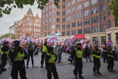 El auge del nacionalismo callejero en Londres: ¿una amenaza para la democracia?