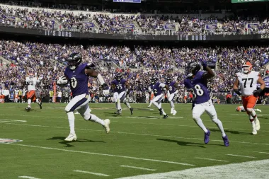 Lamar Jackson redefine el juego: el brazo detrás de los Ravens