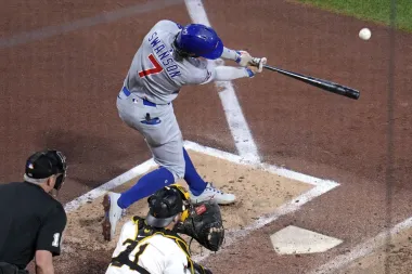 Cubs se ilusionan con la postemporada tras blanqueada y gran actuación de Taillon