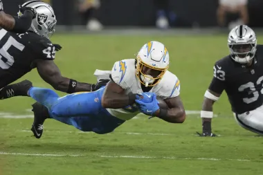 Geno Smith, las dudas del quarterback y el renacimiento defensivo de los Chargers