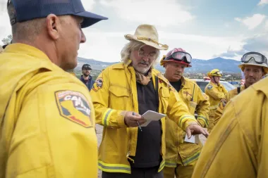 “The Lost Bus”: un viaje entre el fuego, la humanidad y el cine de desastres familiares